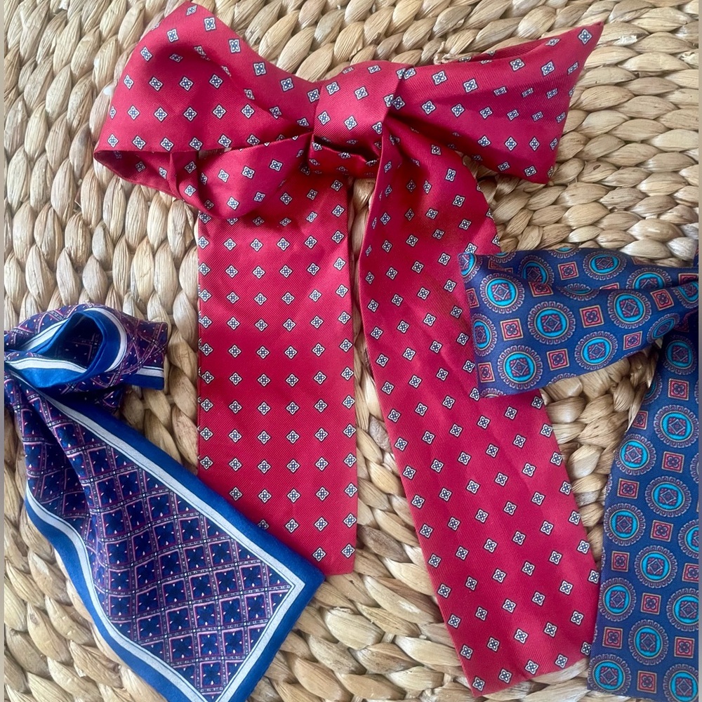•VINTAGE•  Silk Tie Bundle - Picture 3 of 9